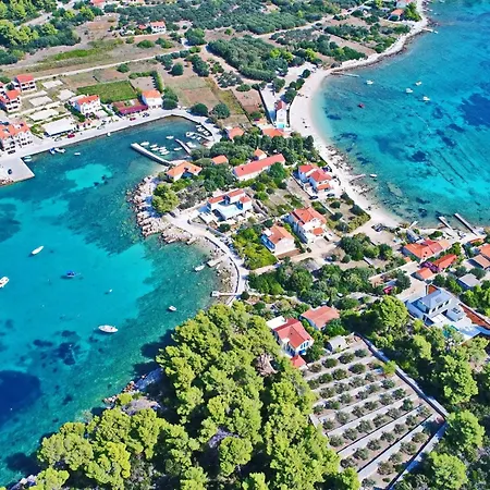 K & N -one Bedroom * Prizba